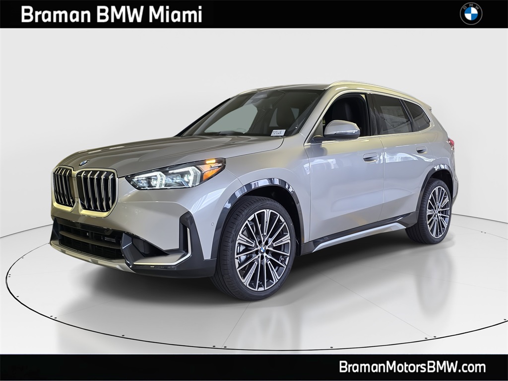 2026 BMW X1 28i's photo