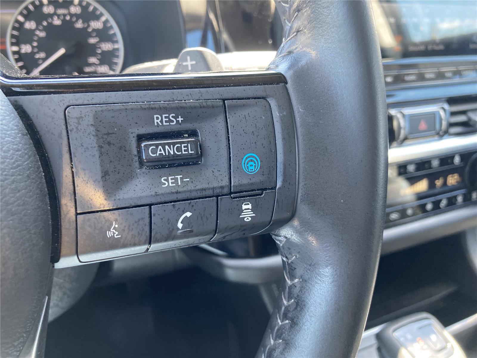 2023 Nissan Pathfinder SL photo 30
