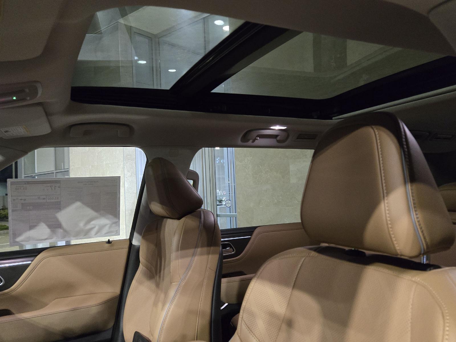2026 Infiniti QX80 Luxe photo 6