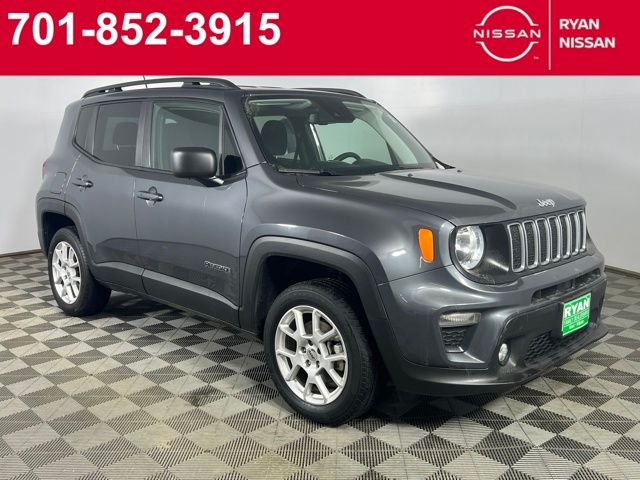 2022 Jeep Renegade Latitude's photo