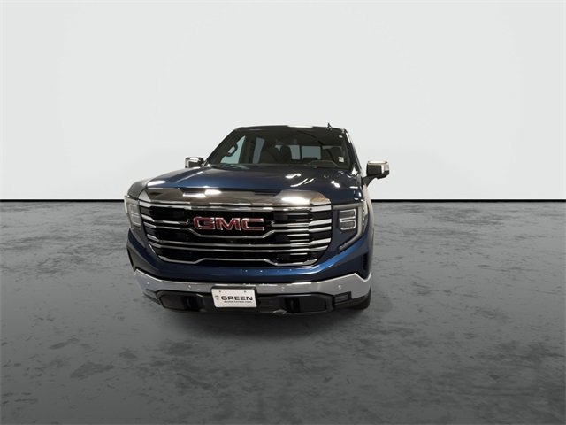 2022 Gmc Sierra 1500 SLT photo 3