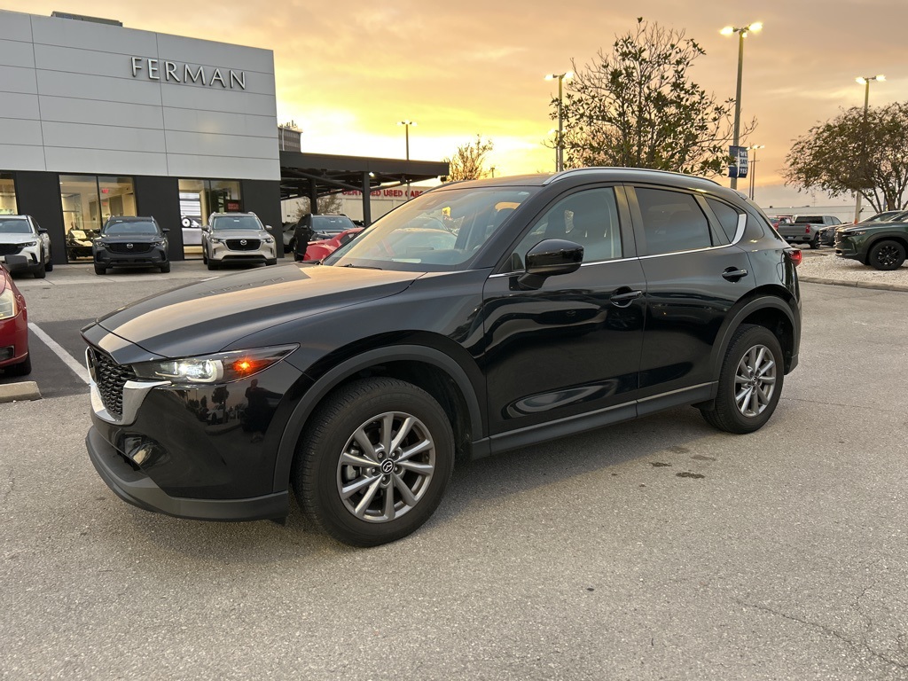 2023 Mazda CX-5 S Preferred package's photo