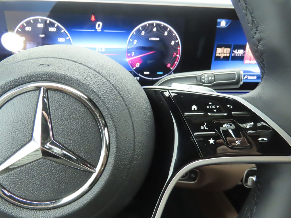 2025 Mercedes Benz GLE 450 4MATIC photo 12
