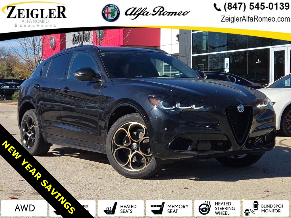 2025 Alfa Romeo Stelvio Intensa's photo