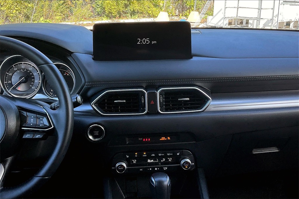 2023 Mazda CX-5 2.5 S Preferred photo 3