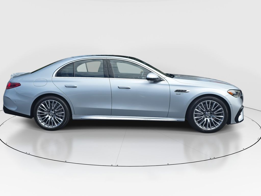 2025 Mercedes Benz E AMG 4MATIC photo 4