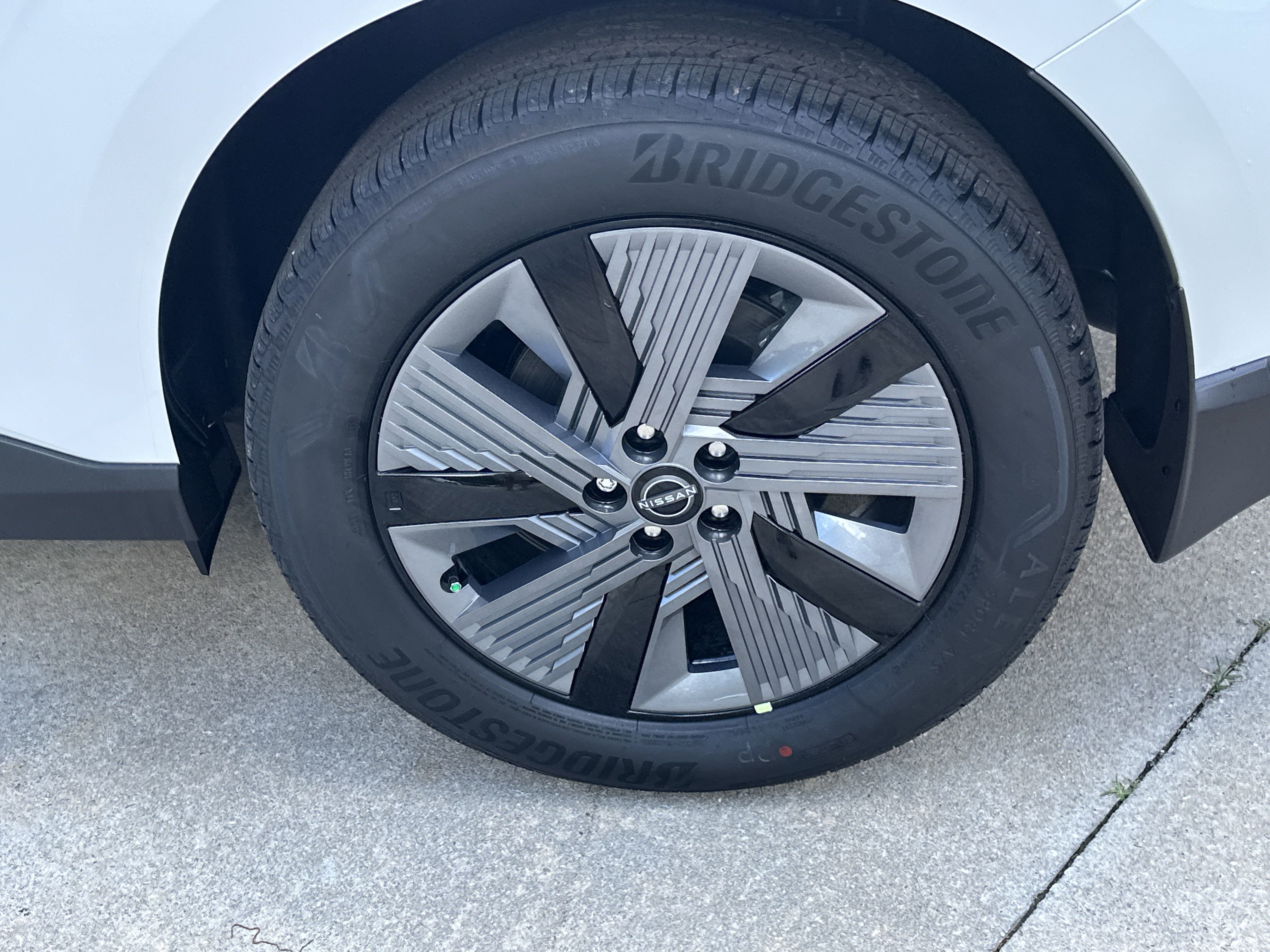 2025 Nissan Murano SL photo 15