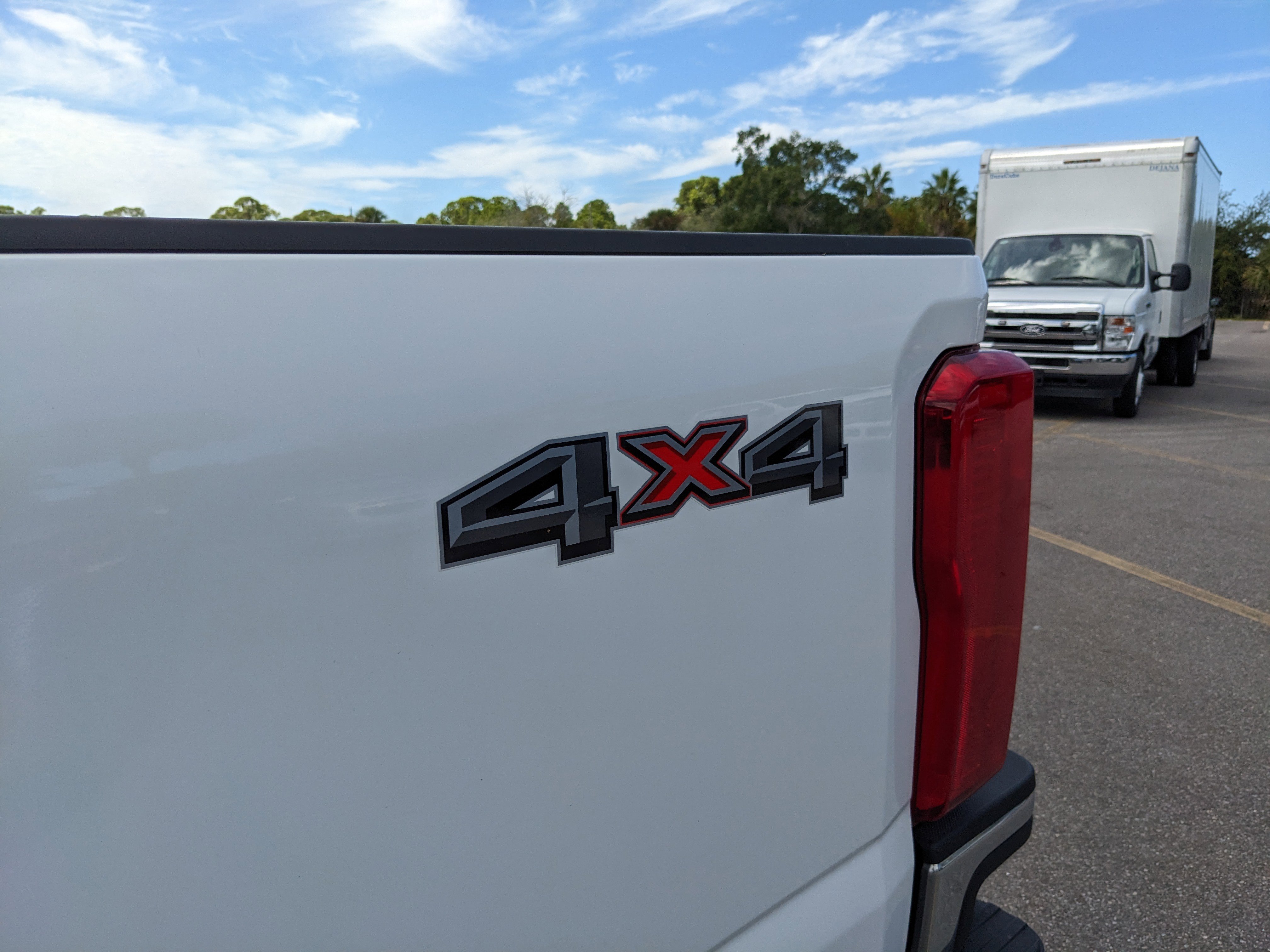 2024 Ford F-250 XLT photo 12