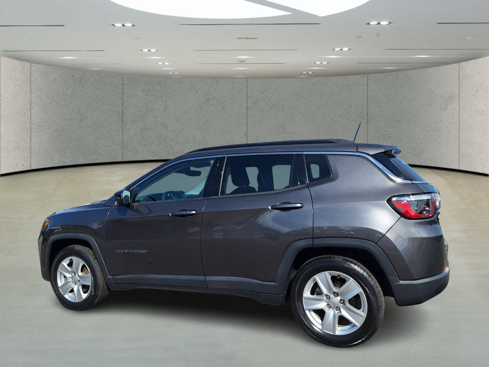 2022 Jeep Compass North Edition Latitude photo 4