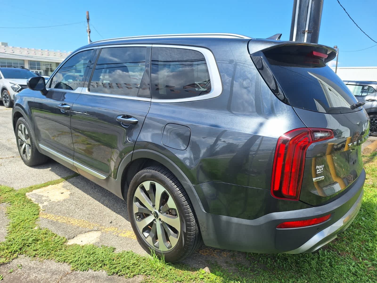 2022 Kia Telluride S photo 5