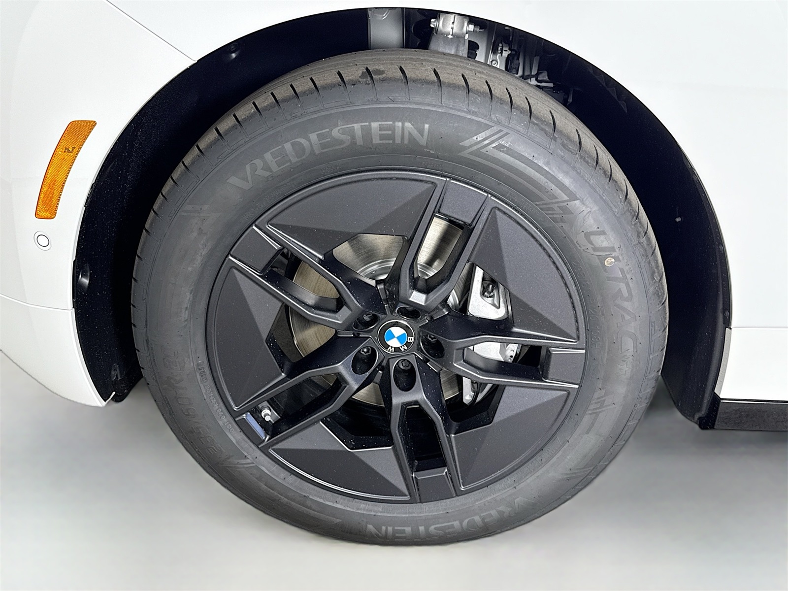2026 Bmw iX photo 31