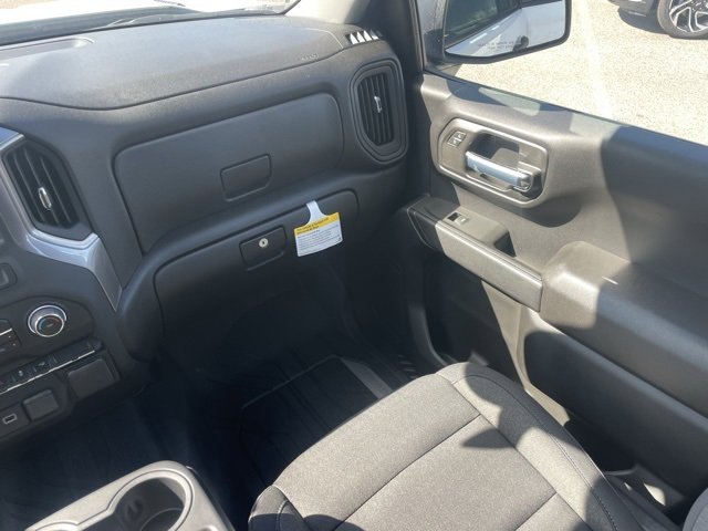 2026 Chevrolet Silverado 1500 Custom photo 13