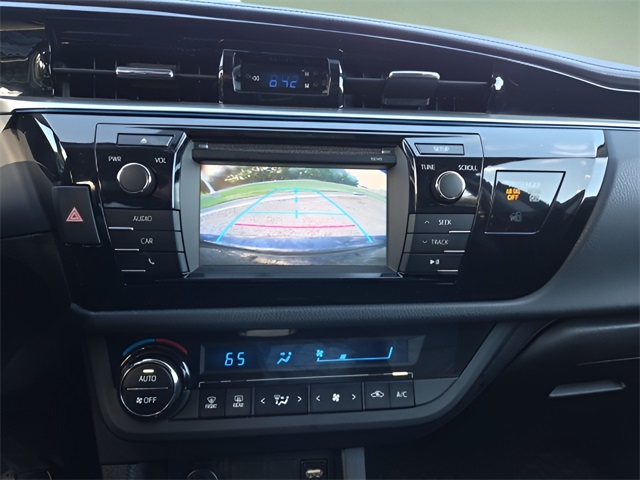 2014 Toyota Corolla Plus photo 28