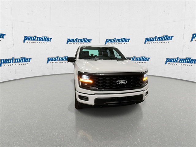 2025 Ford F-150 STX photo 4