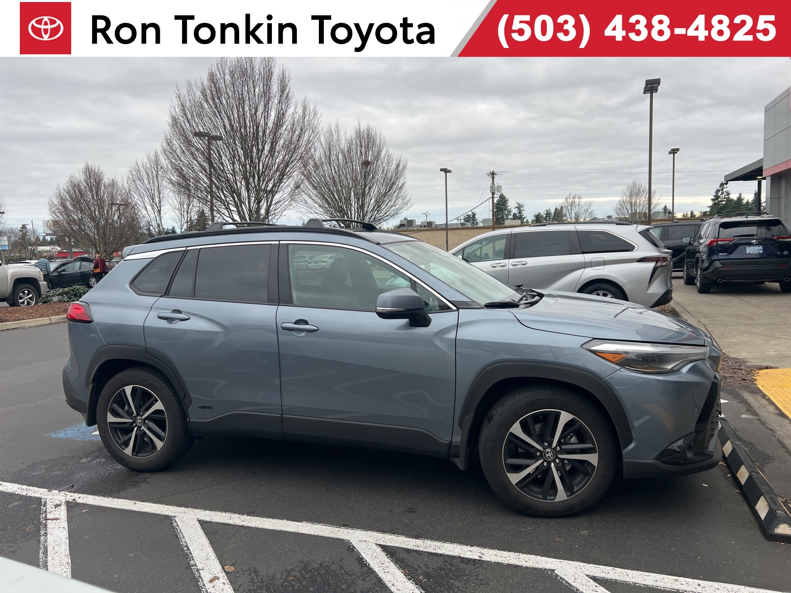 2024 Toyota Corolla Cross XSE's photo