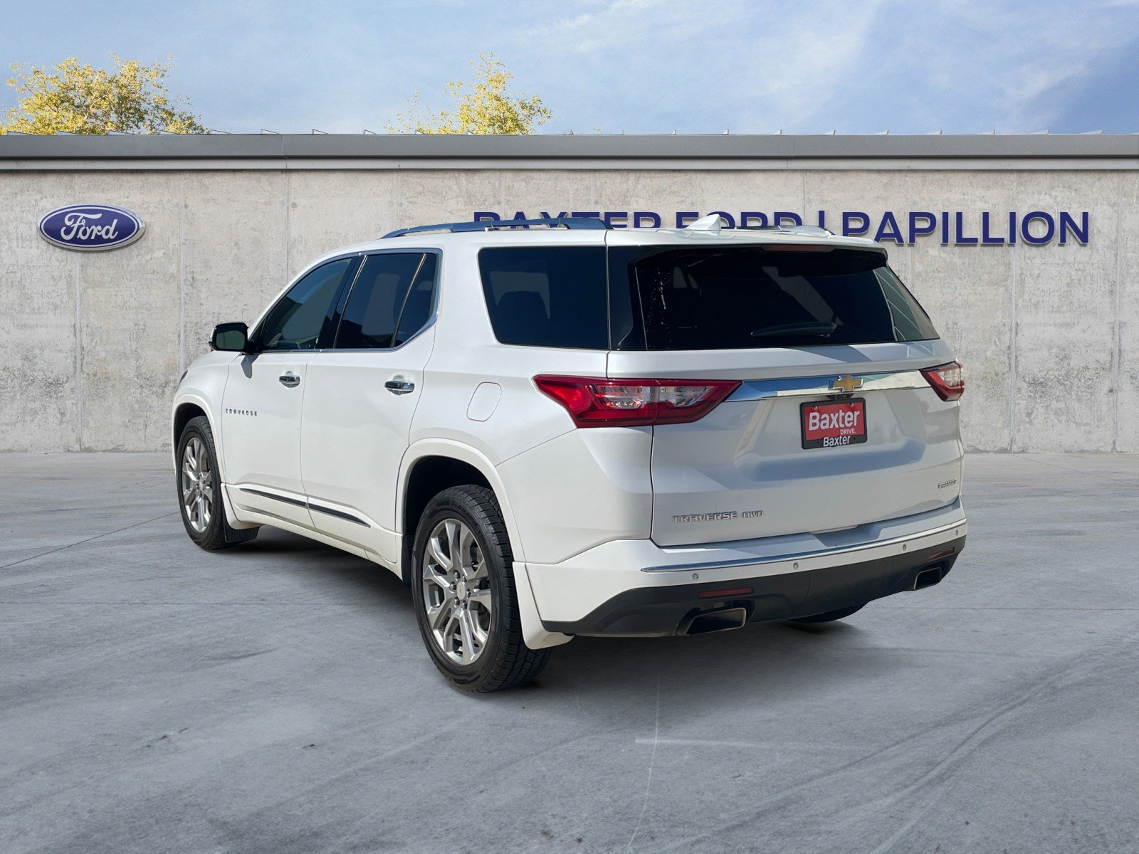 2019 Chevrolet Traverse Premier photo 3