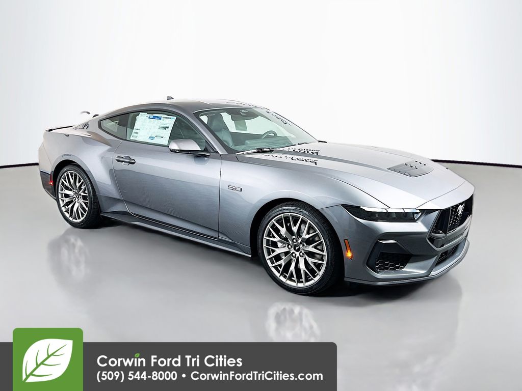 2025 Ford Mustang GT Premium's photo