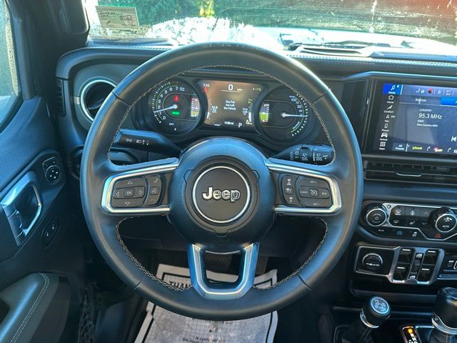 2024 Jeep Wrangler High Altitude 4xe photo 13
