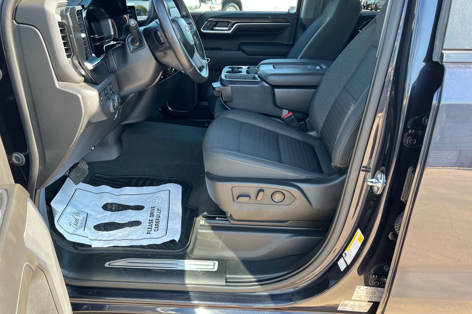 2022 Chevrolet Silverado 1500 LT photo 16