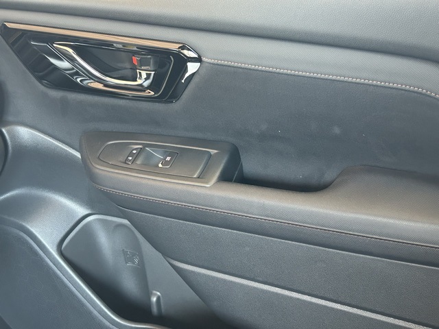 2025 Subaru Forester Touring photo 19
