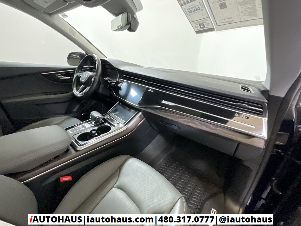 2019 Audi Q8 line Premium Plus photo 17