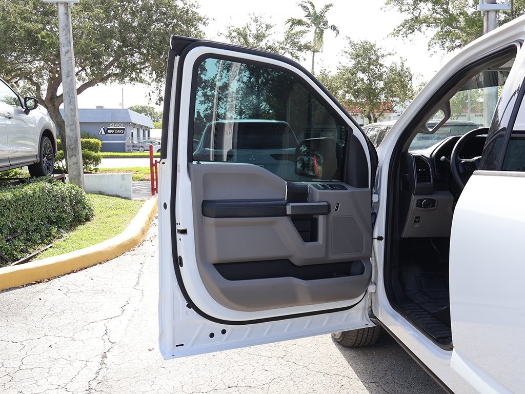 2020 Ford F-150 XLT photo 13