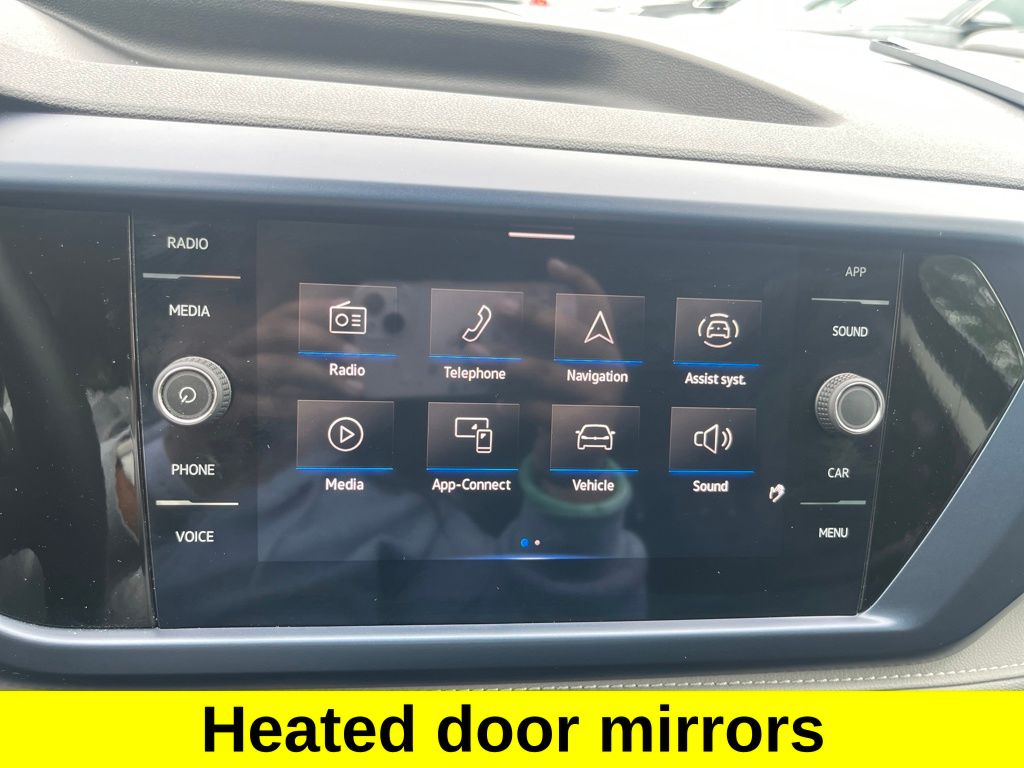 2024 Volkswagen Taos SE photo 19