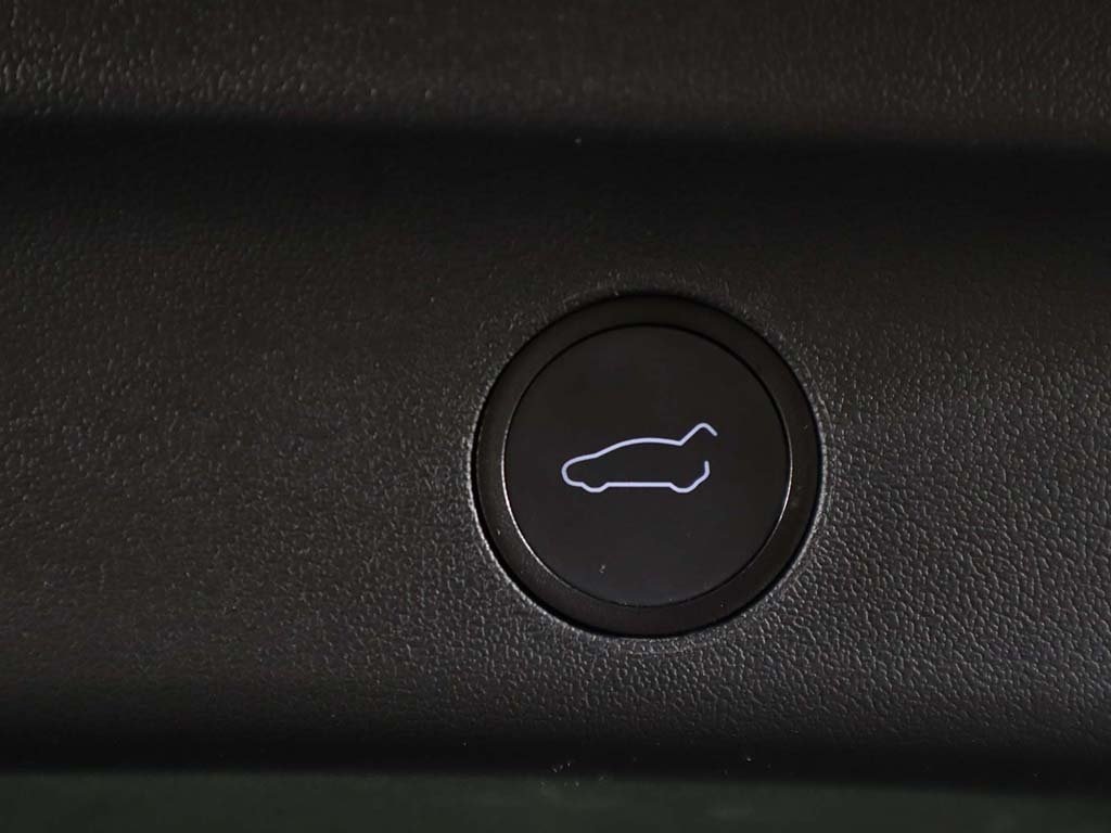 PreOwned 2022 Tesla Model Y Long Range 4D Sport Utility in Streetsboro