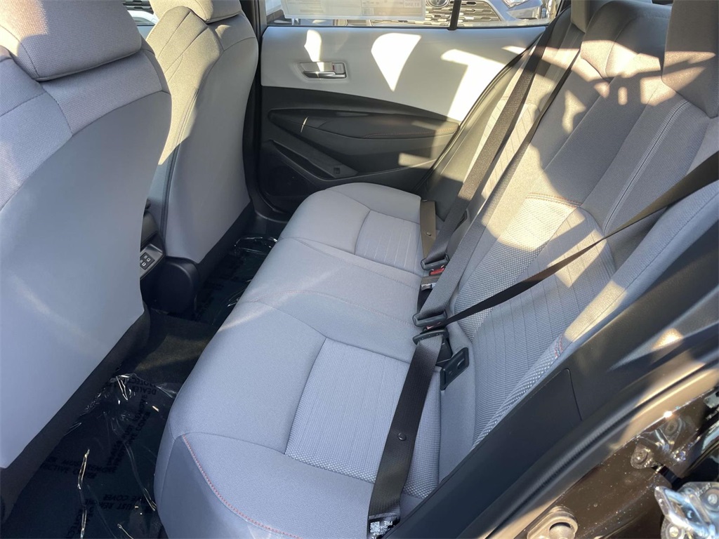 2025 Toyota Corolla SE photo 13