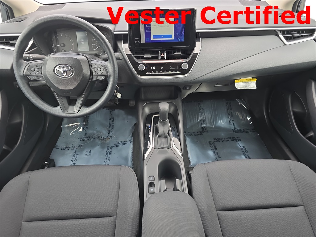 2025 Toyota Corolla LE photo 9
