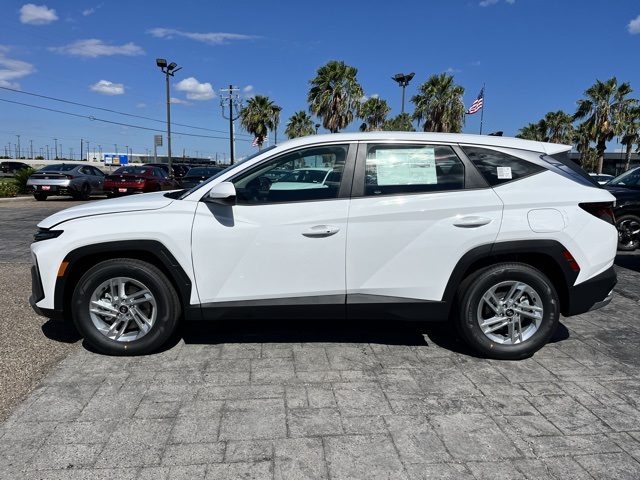 2026 Hyundai Tucson SE photo 4