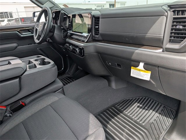 2025 Chevrolet Silverado 1500 LT photo 20