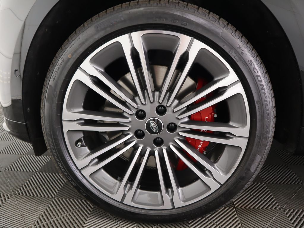 2025 Land Rover Range Rover Sport P530 Dynamic SE photo 26