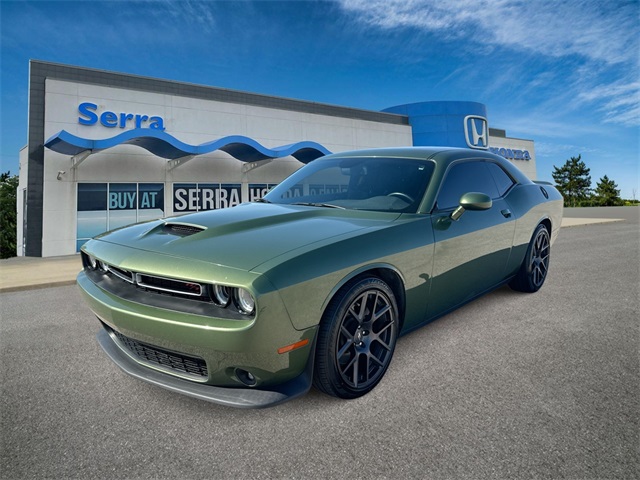 2019 Dodge Challenger R/T's photo