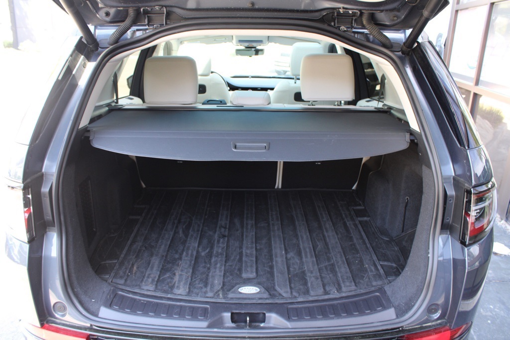 2024 Land Rover Discovery Sport S photo 20