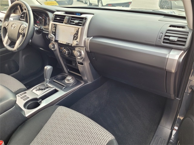 2024 Toyota 4Runner SR5 4WD photo 17