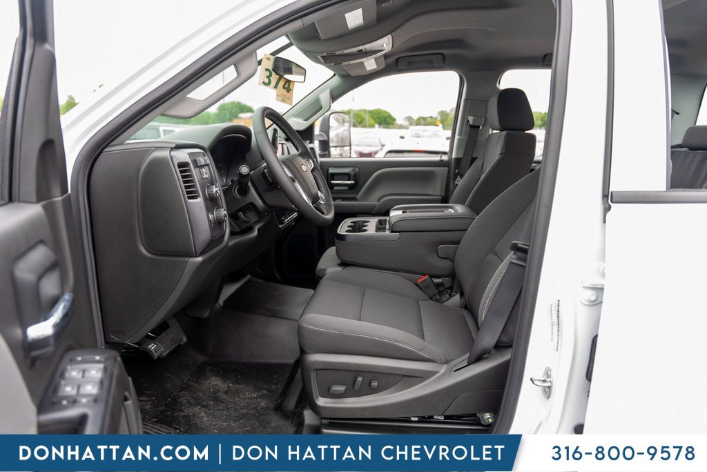 2024 Chevrolet Silverado 4500HD Work Truck photo 5