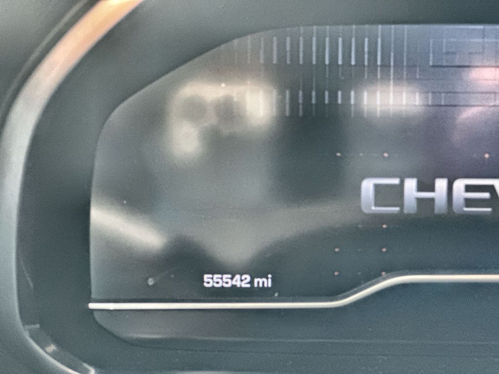 2022 Chevrolet Tahoe RST photo 2