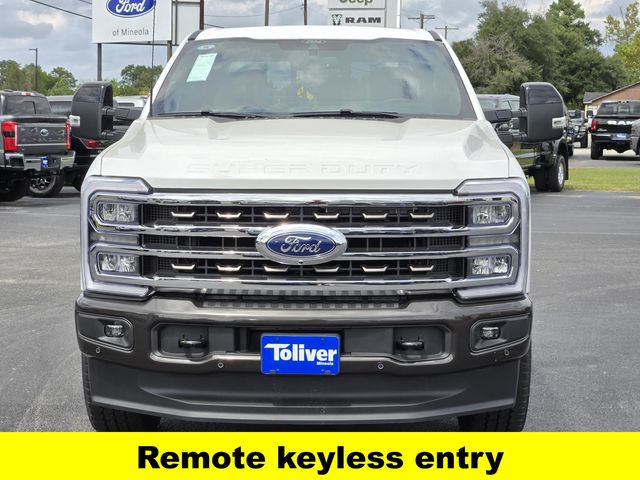 2025 Ford F-250 King Ranch photo 3