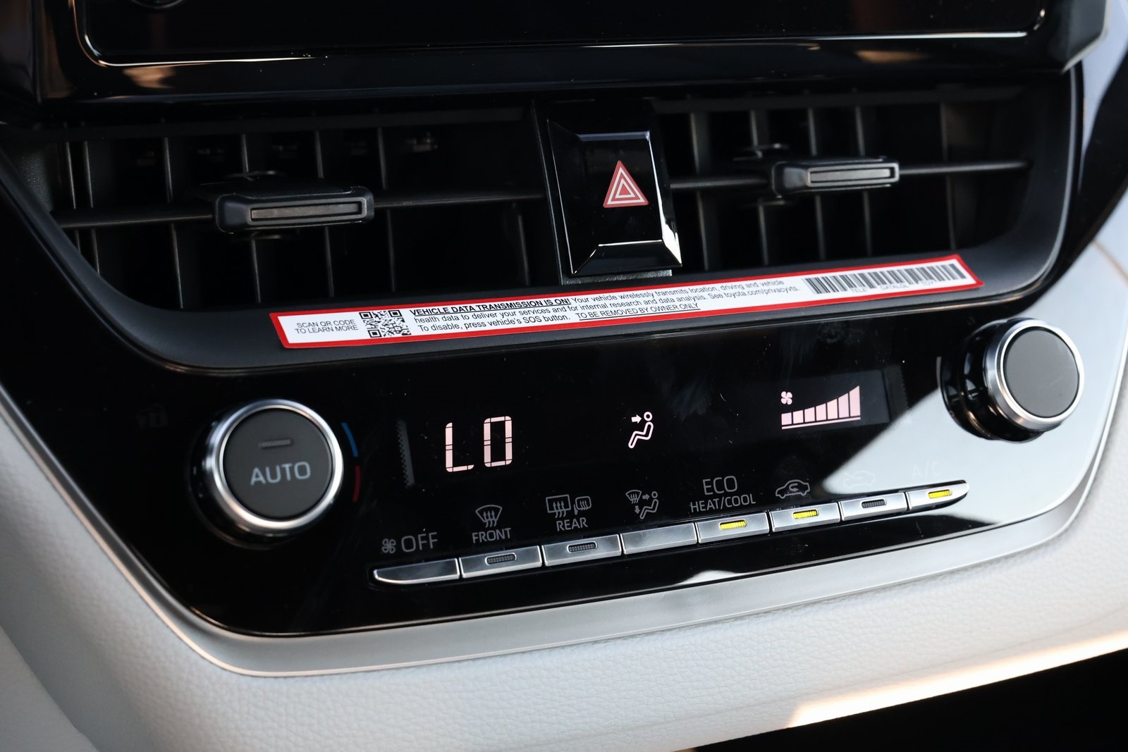 2026 Toyota Corolla SE photo 17