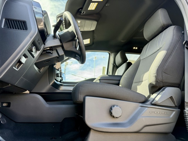 2025 Ford F-150 STX photo 15
