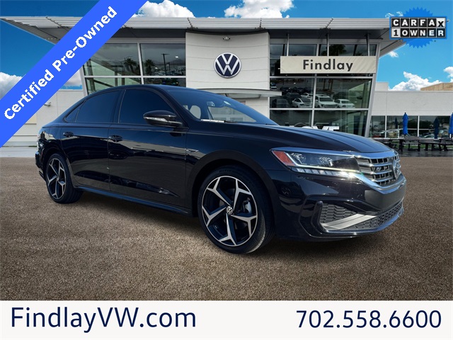 2022 Volkswagen Passat R-Line's photo