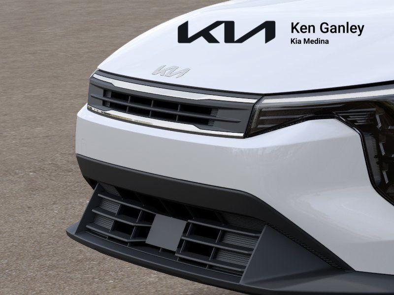 2025 Kia K4 LX photo 9