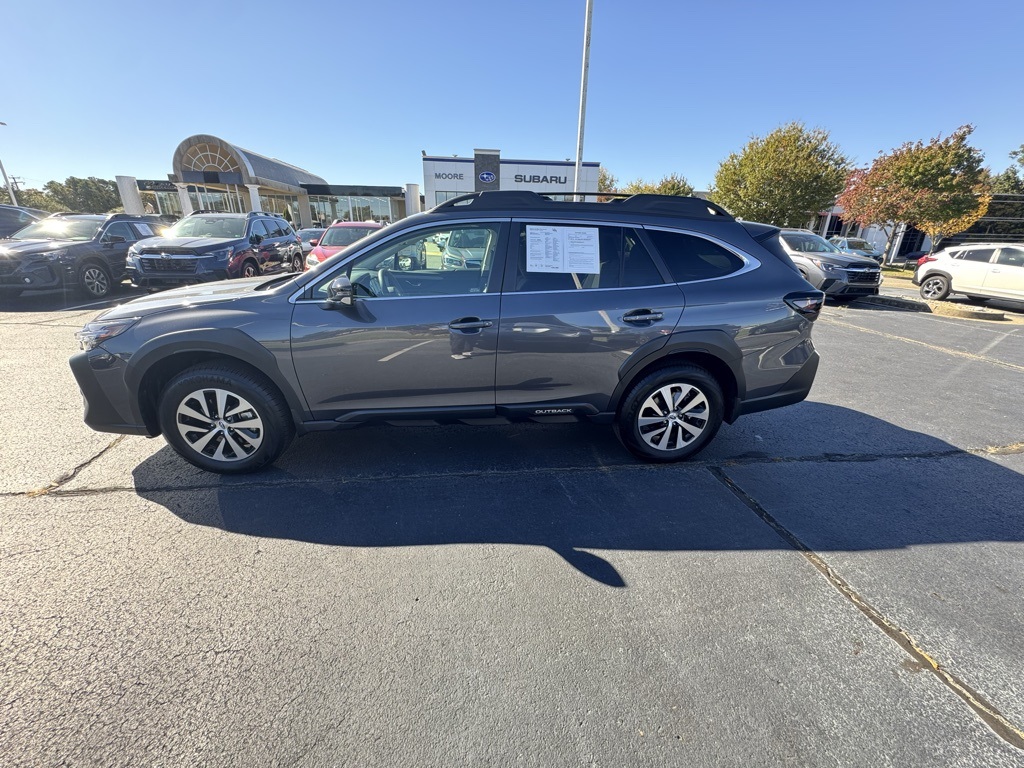 2025 Subaru Outback Premium photo 4