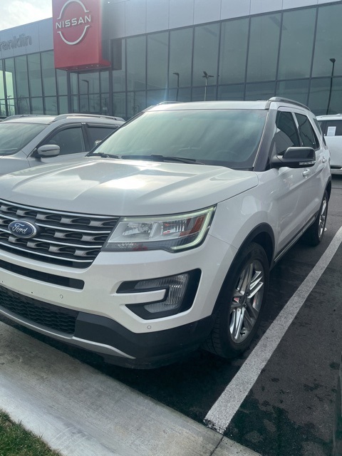 2017 Ford Explorer XLT's photo