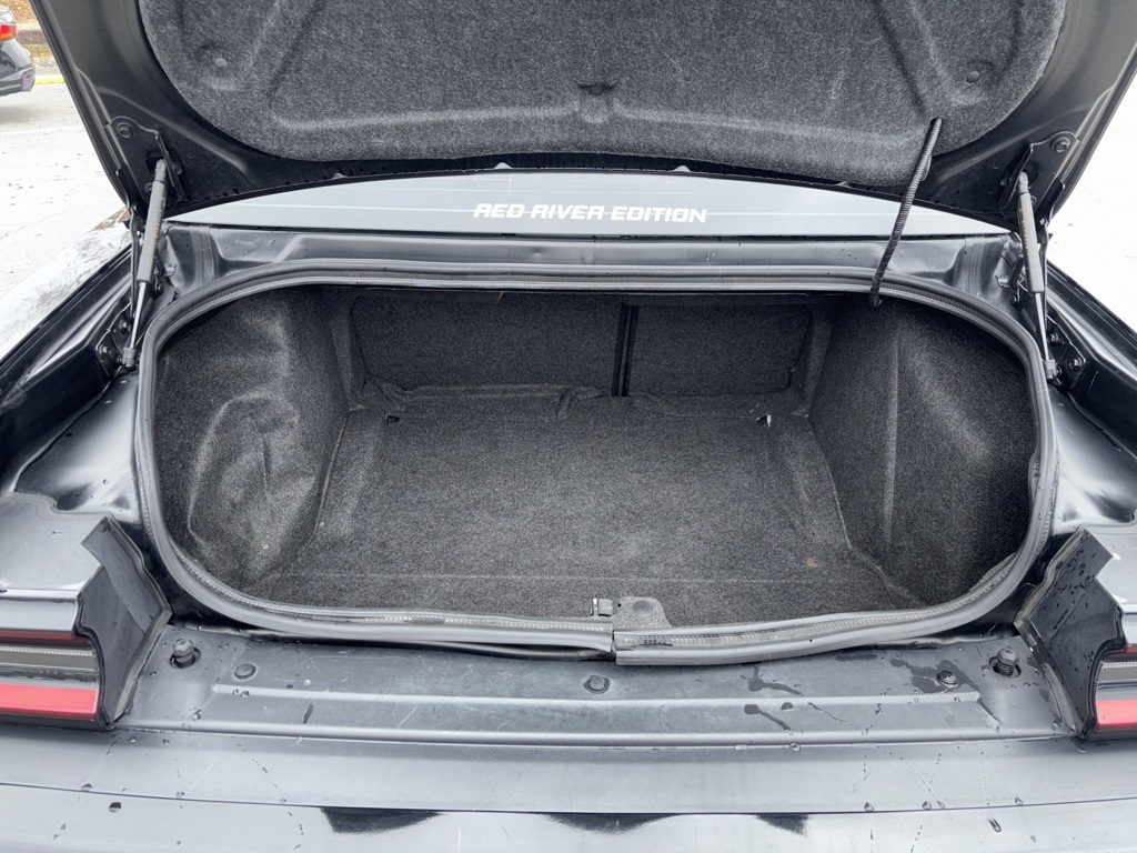 2021 Dodge Challenger SXT photo 4