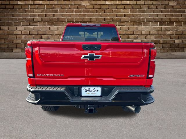 2026 Chevrolet Silverado 2500HD ZR2 photo 4