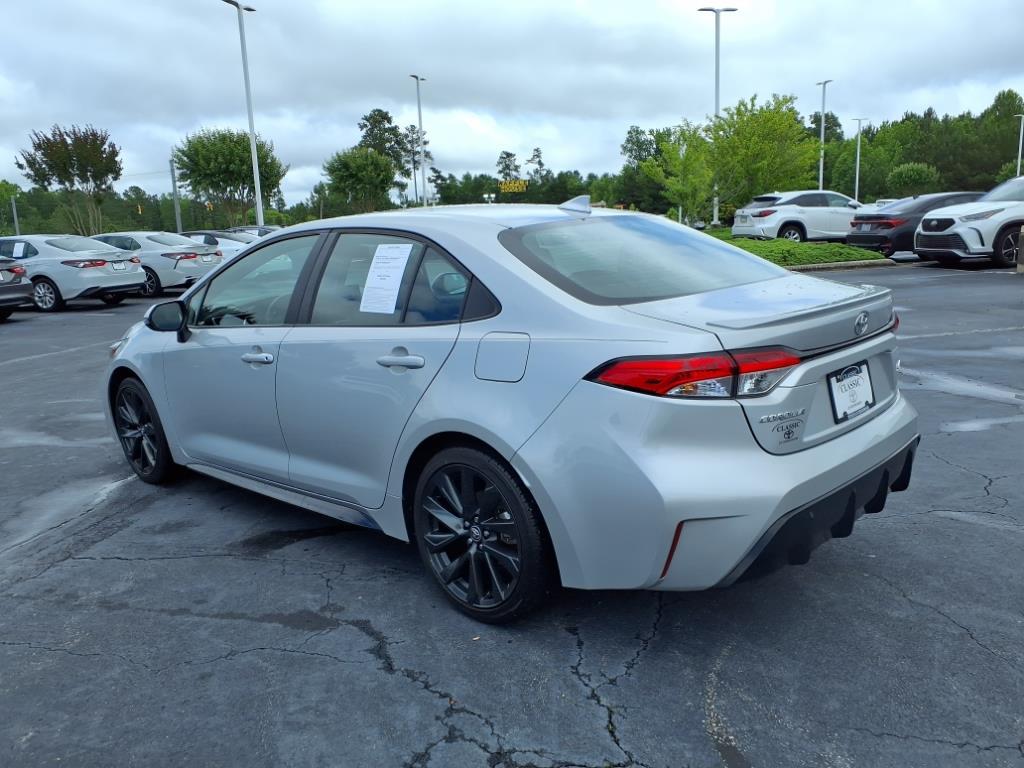 2024 Toyota Corolla SE photo 3