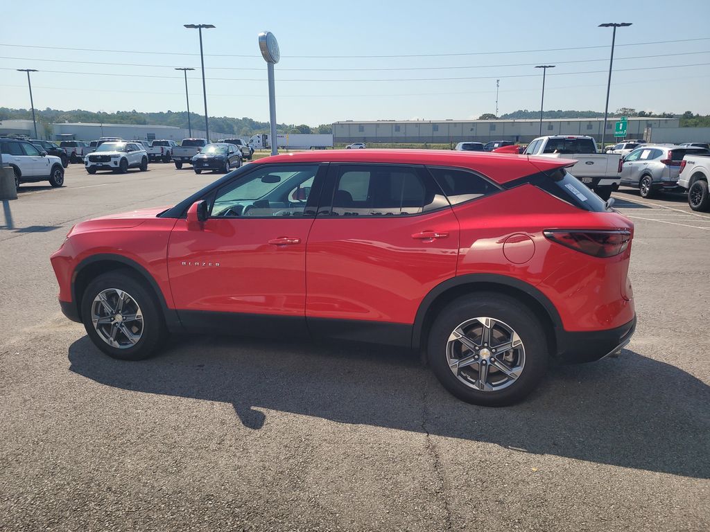 2023 Chevrolet Blazer 2LT photo 4