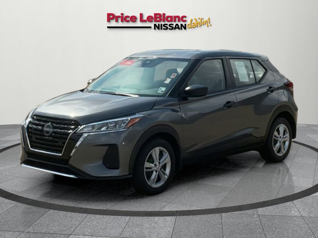 2024 Nissan Kicks S photo 2